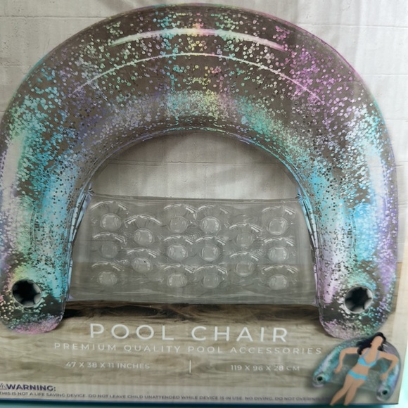 South Beach pool chair new in box - Picture 2 of 3